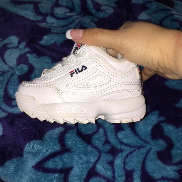 Fila Toddler Sneakers - Picture 5 of 6